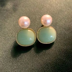 ♥️$5/20♥️ Faux Pearl Stud Earrings